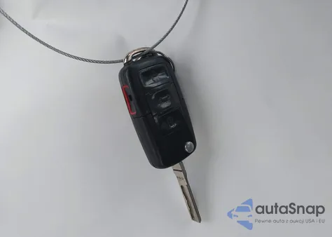 2002 Volkswagen New Beetle Gls из США, поврежденный, VIN 3VWCK21C62M457825